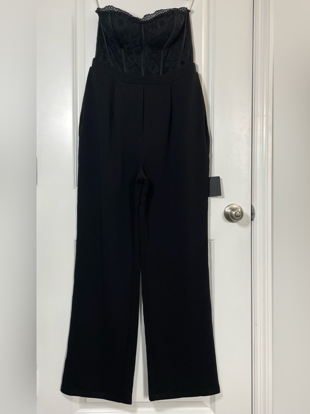 Lulus Black Lace Corset Jumpsuit Women’s Medium Strapless Wide Leg Elegant NWT - Picture 2 of 16